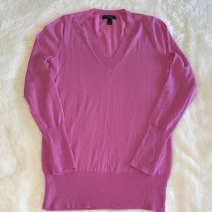 J Crew 100% wool v neck sweater classic style